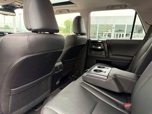 Used 2024 Toyota 4Runner TRD Off-Road Premium w/ Moonroof Package AWD/4WD image 38