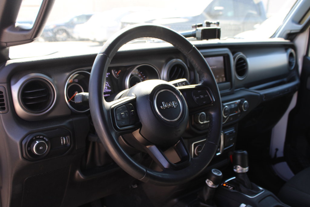Used 2023 Jeep Wrangler Sport AWD/4WD image 26