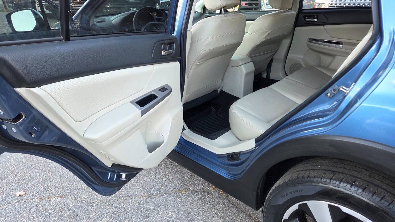 Used 2014 Subaru Crosstrek Touring AWD/4WD image 34