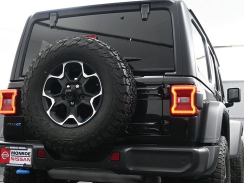 Used 2022 Jeep Wrangler Unlimited Rubicon 4xe w/ Safety Group AWD/4WD image 10
