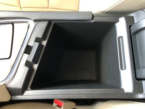 Used 2019 Buick Enclave Essence FWD image 24