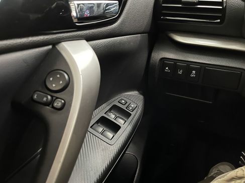 Used 2023 Mitsubishi Eclipse Cross SE image 16