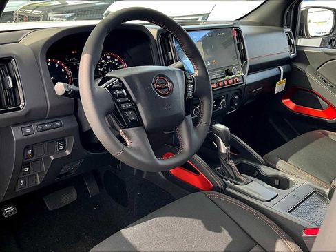 New 2026 Nissan Frontier Pro-X image 10