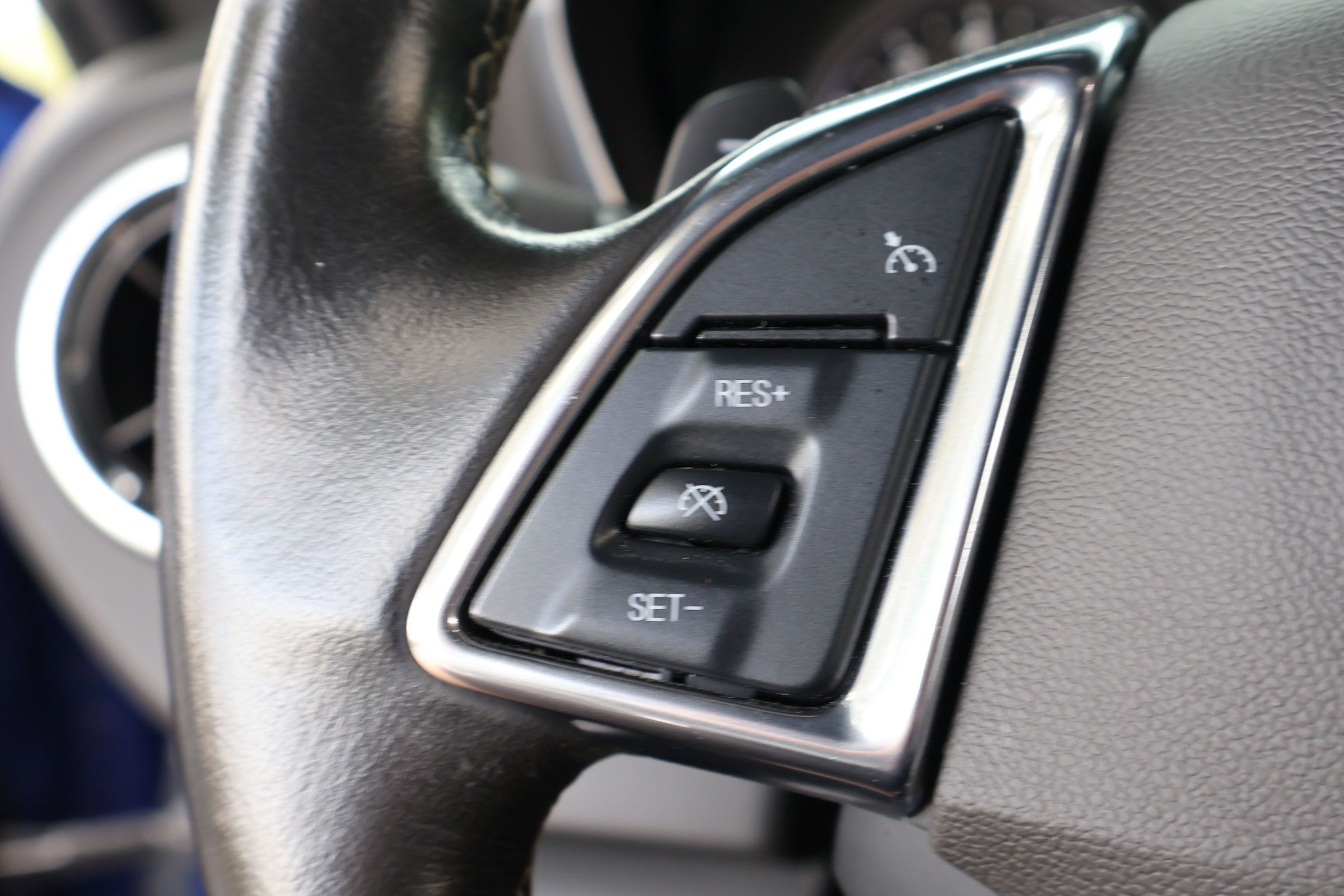 Used 2023 Chevrolet Camaro LT RWD image 20