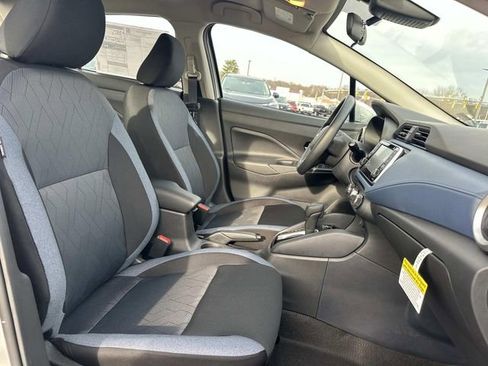 New 2025 Nissan Versa SV w/ Trunk Package image 9