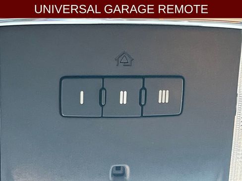 Used 2016 Chrysler 300 Limited w/ Driver Convenience Group image 29