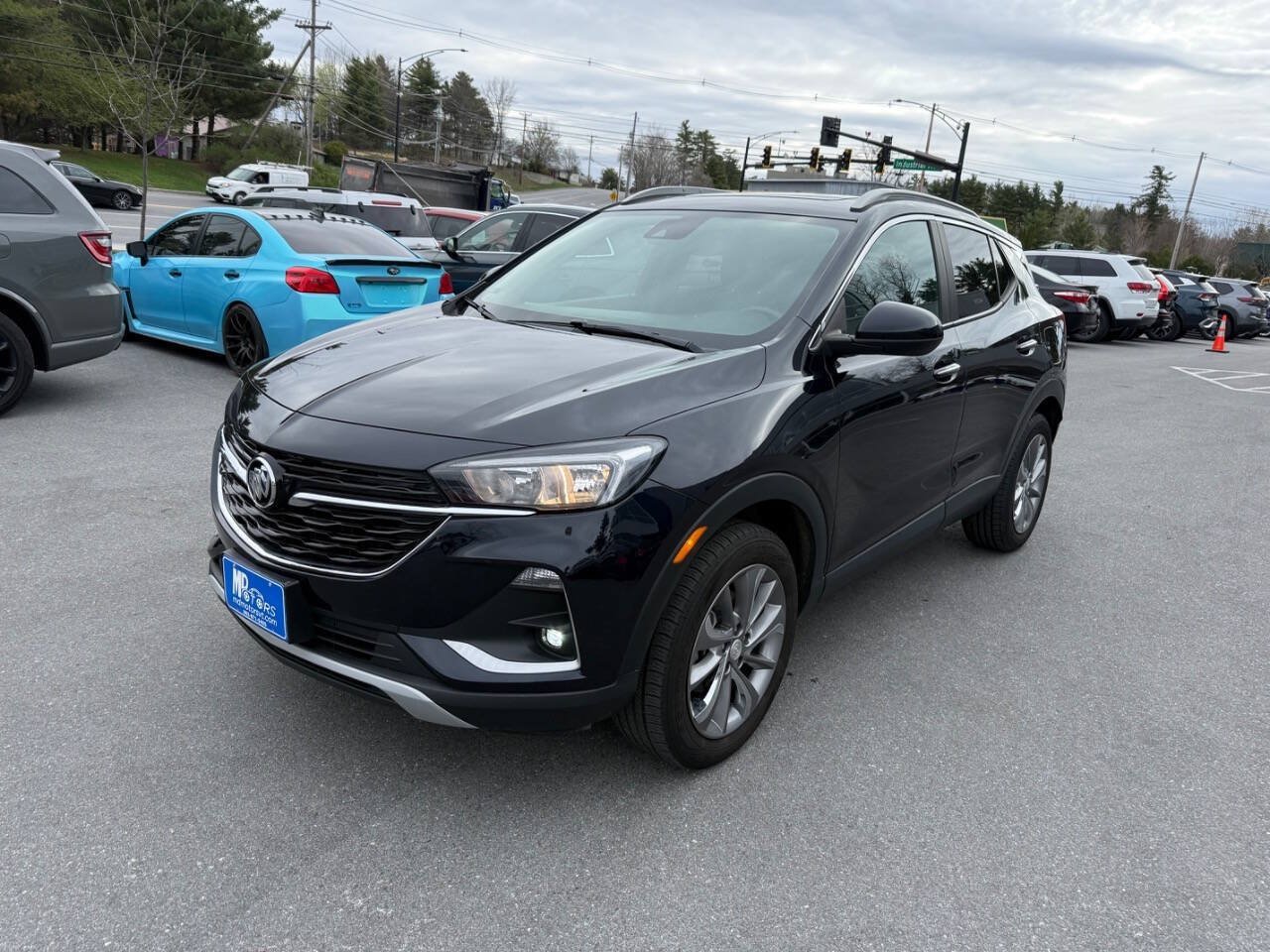 Used 2021 Buick Encore GX Select w/ Experience Buick Package AWD/4WD image 2