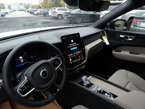 New 2026 Volvo XC60 B5 Plus w/ Protection Package Premier image 12