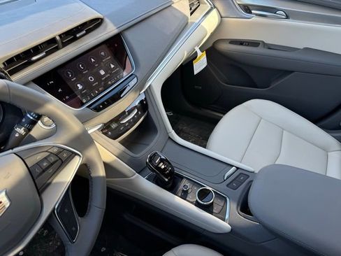 New 2026 Cadillac XT5 Premium Luxury w/ Driver Assist Package image 12