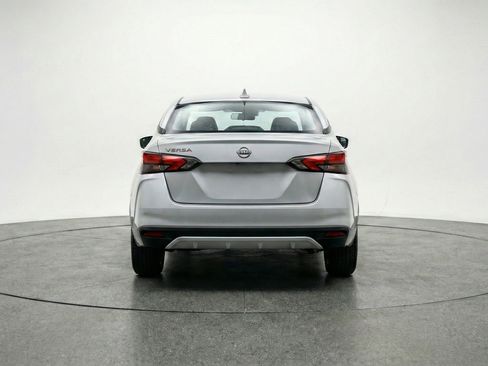 Used 2025 Nissan Versa SV FWD image 7