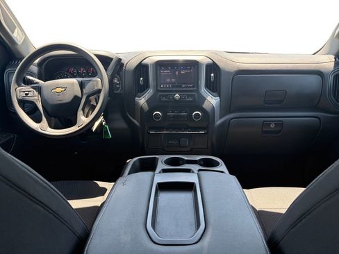 Certified 2022 Chevrolet Silverado 1500 Custom RWD image 12