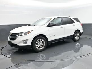 Used 2021 Chevrolet Equinox LS w/ LS Convenience Package AWD/4WD video 1