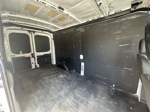 Used 2022 Ford E-Transit Med./Roof w/ Load Area Protection Package image 6