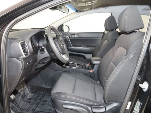 Used 2020 Kia Sportage LX AWD/4WD image 10
