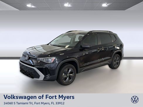 Certified 2025 Volkswagen Taos S FWD image 1