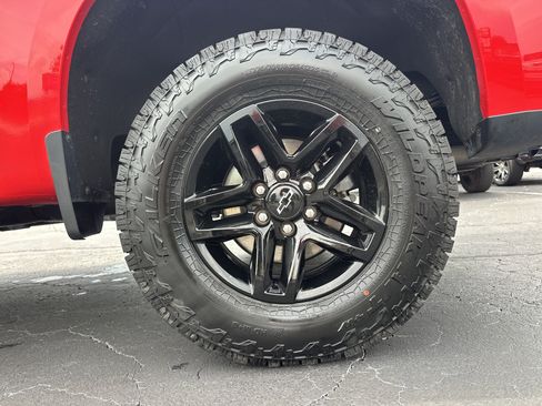 Used 2020 Chevrolet Silverado 1500 LT Trail Boss AWD/4WD image 20