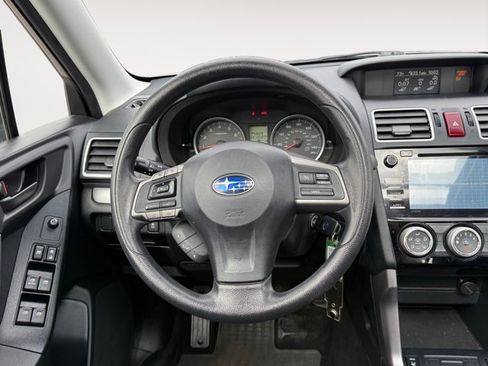 Used 2016 Subaru Forester 2.5i Premium AWD/4WD image 16