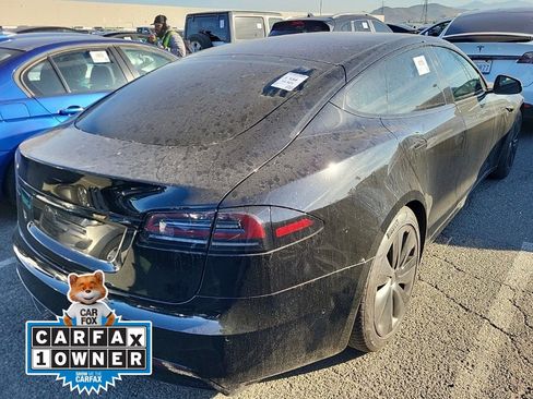 Used 2022 Tesla Model S image 2