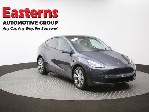 Used 2023 Tesla Model Y Long Range AWD/4WD image 44