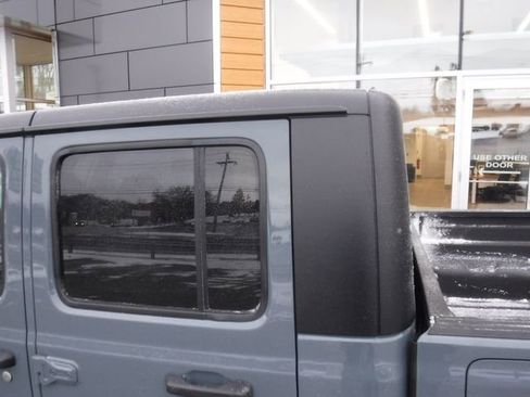 New 2026 Jeep Gladiator Rubicon image 5
