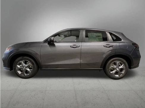 New 2027 Honda HR-V LX image 2