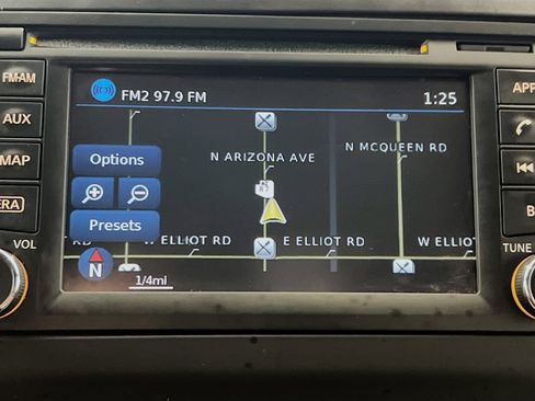 Used 2019 Nissan Frontier PRO-4X AWD/4WD image 9