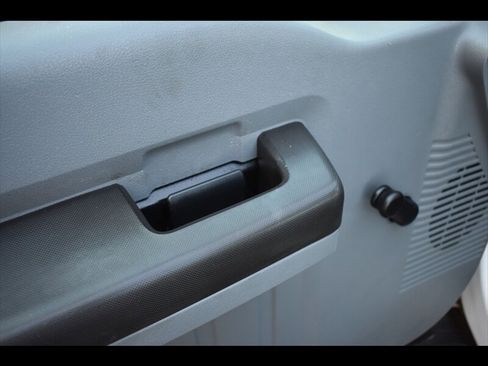 Used 2016 Ford F250 XL image 17