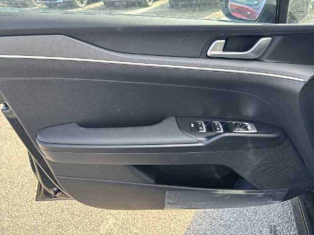 New 2026 Kia K5 LXS FWD image 19