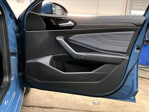 New 2026 Volkswagen Jetta SEL image 30