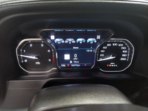 Used 2022 GMC Sierra 2500 Denali AWD/4WD image 8