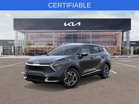 Used 2025 Kia Sportage LX image 8