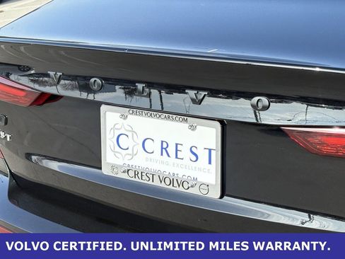 Certified 2024 Volvo S60 B5 Plus w/ Climate Package image 8