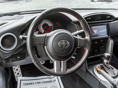 Used 2014 Scion FR-S RWD image 8