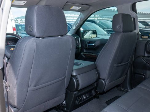 Used 2021 Chevrolet Silverado 1500 LT RWD image 17