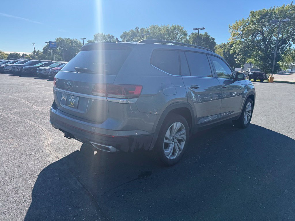 Used 2021 Volkswagen Atlas SE w/ Panoramic Sunroof Package FWD image 7