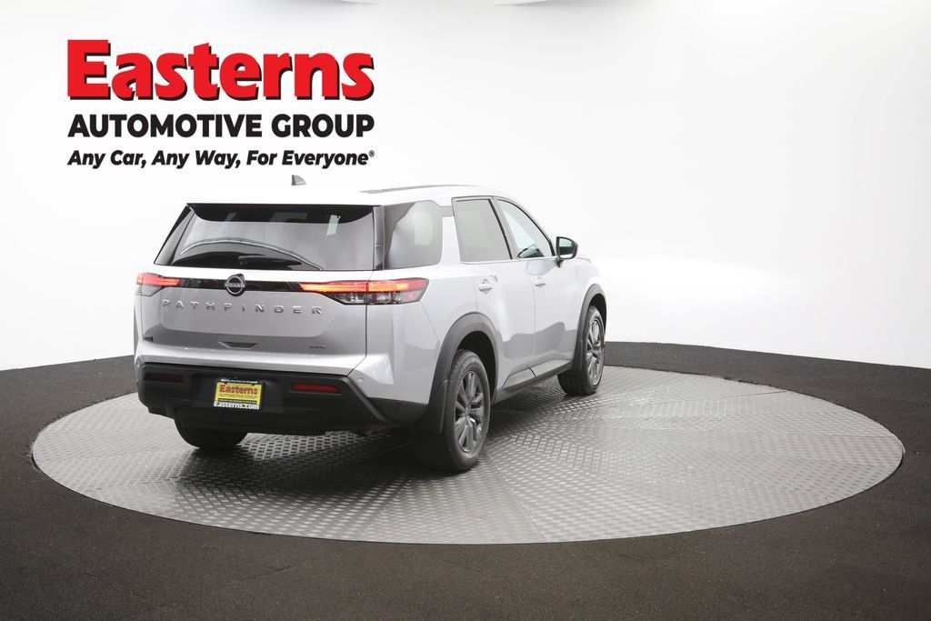 Used 2023 Nissan Pathfinder S AWD/4WD image 40