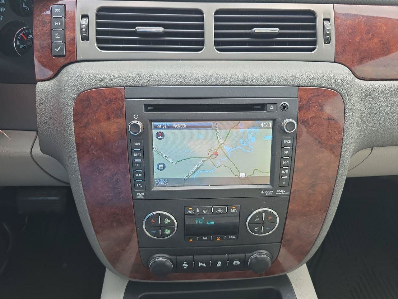 Used 2014 Chevrolet Silverado 2500 LTZ w/ LTZ Plus Package AWD/4WD image 9