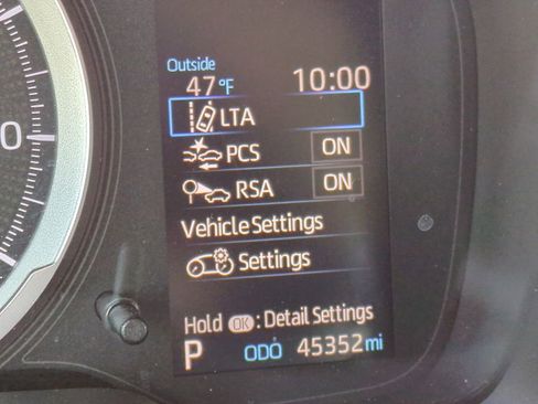 Used 2021 Toyota Corolla LE image 33