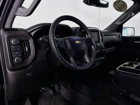 Used 2024 Chevrolet Silverado 1500 Custom AWD/4WD image 9