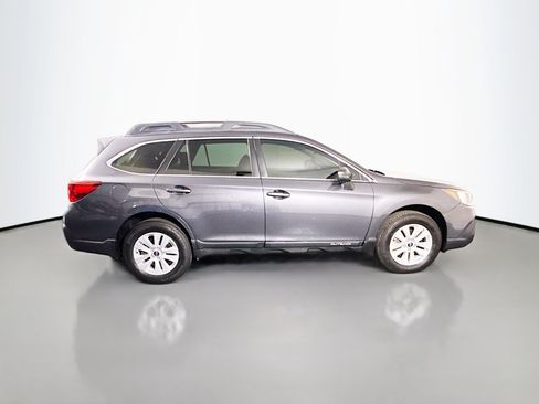 Used 2018 Subaru Outback 2.5i Premium AWD/4WD image 11