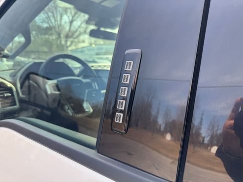 Used 2022 Ford F250 Lariat w/ Lariat Ultimate Package image 20