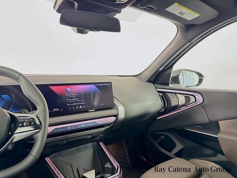 Used 2026 BMW X3 xDrive30 w/ Premium Package image 21