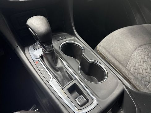 Used 2024 Chevrolet Equinox LT AWD/4WD image 18