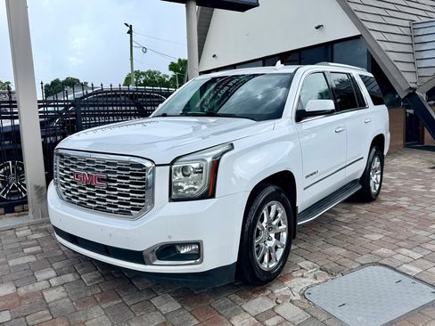 Used 2020 GMC Yukon Denali AWD/4WD image 5