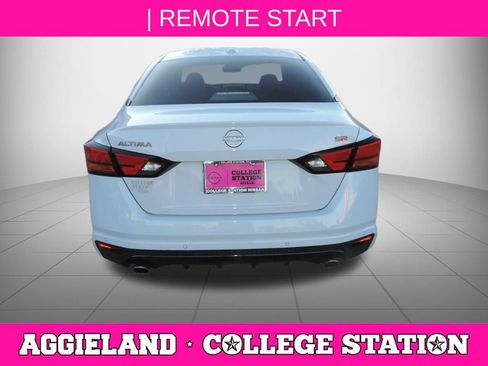 Certified 2024 Nissan Altima 2.5 SR w/ SR Premium Package image 5