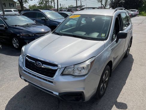 Used 2017 Subaru Forester 2.5i w/ Alloy Wheel Package AWD/4WD image 4