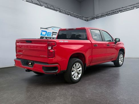 Used 2024 Chevrolet Silverado 1500 Custom AWD/4WD image 3