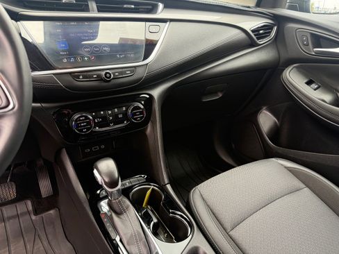 Used 2022 Buick Encore GX Select image 21