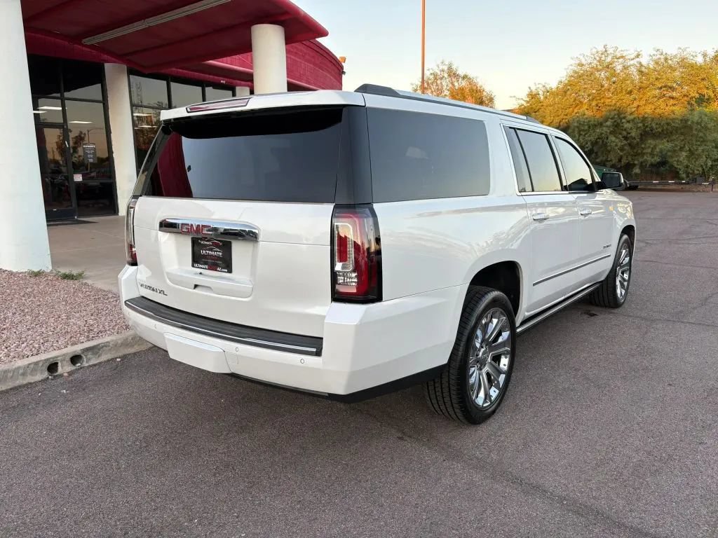Used 2017 GMC Yukon XL Denali AWD/4WD image 6