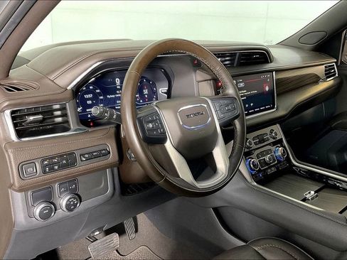 Used 2023 GMC Yukon Denali image 18